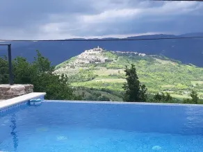 Meloni - Best lookout house - Image 4