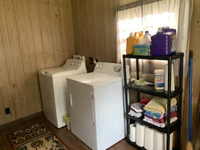 Private Country Home- 15 mins from Moultrie/Adel - Image 2