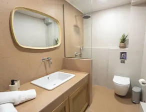 Roots Villa - Image 3