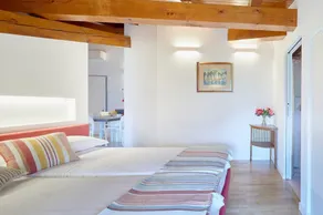 Appartement mansardé \"Papavero\" avec balcon, vue sur les montagnes et Wi-Fi - Image 3