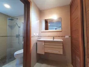 Beachfront Condo Ocean View - Image 2