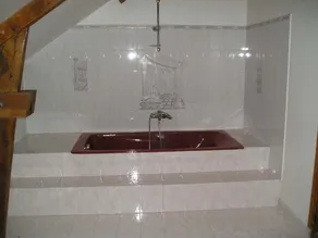 Ejendom på 400m ² på 6 hektar med fiskedam - Image 4