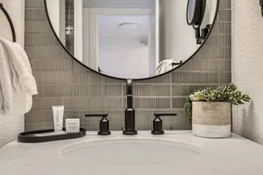 Lance's West Chalet - Walkable, Spacious & Elegant - Image 2