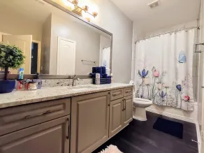 Quality, functional, family friendly, wheelchair accessable! - Image 2