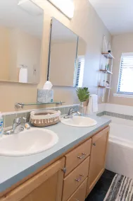 Blanca Vista Escape-2 Minutes from Alamosa *Free Hot Springs Admission Included* - Image 3