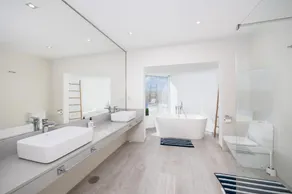 The View - Image 4