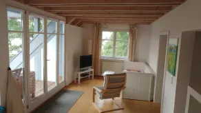 Vacation apartment for 3 on a hillside with a dream view of the lake - Image 2