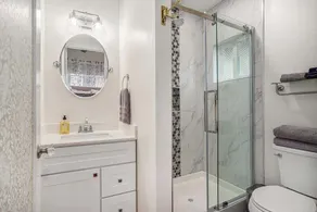 Maple Family Suite - Image 4