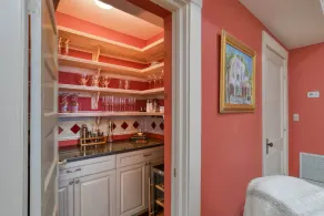 Historic Home, Perfect for Special Occasions, 3 Master Suites, Steps to Sites, $300 in Free Tickets! - Image 2