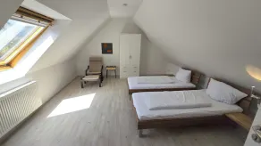 Rolig, rummelig lejlighed med balkon - Image 5