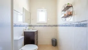 Casa no Coração do Douro com Piscina - Image 4