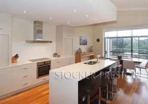Eagle Bay Beach House - Image 5