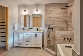 Ranch House w/hot tub- located on Winery & Vineyard property - Image 3