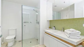 Belle Escapes - Glenelg Skyline Penthouse - Image 4