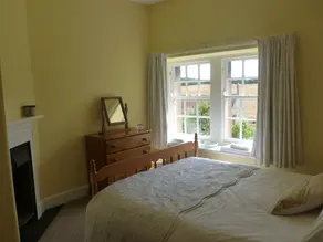 Smagfuldt renoveret, ideelt beliggende sommerhus for en fredelig eller aktiv pause. - Image 5