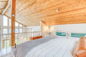 Beobachte, wie die Wellen brechen – von diesem hundefreundlichen Haus mit Meerblick aus! - Image 3