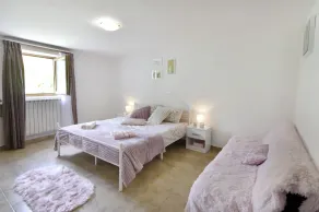 Villa Vesna Groznjan, encantadora villa de piedra con piscina climatizada - Image 4