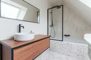 Stunning house with swimming pool and padel court - Image 3