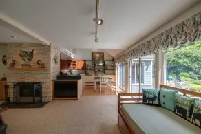 Picturesque Ski getaway close to Loon Mountain and Waterville Valley Ski Resorts - Image 4