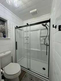 Home away from home with private hot tub, golf cart and more!! - Image 3