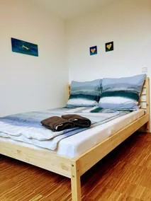 Zentrale, lichtdurchflutete 3 Zimmer Wohnung mit Galerie & Dachterrasse - Image 5