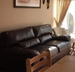 Espacioso departamento con piscina - Image 3