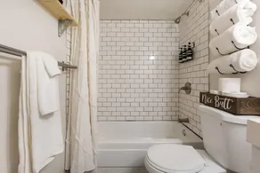 2BR Comfort | BBQ & Cozy Near UofA - Image 3