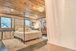 Bemus Point Vintage Suite w/ Soaking Tub & Kitchen - Image 4