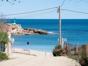 Ideal holidays facing the sea in Port de l'Estany - Image 5