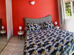Luxury seaside apartment, private access to beach and lagoon, pool - Image 4