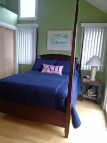 Meticulously Kept Townhouse Overlooking Chelsea Park - Image 3