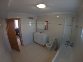 Alicante Villa med air-con og en privat pool med stort sikkert flisebelagt solområde - Image 3