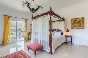 Large Luxury Villa sleeps 10-12, with Private Pool And Breathtaking Views - Image 5