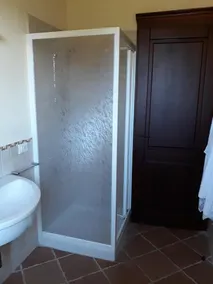 2 Schlafzimmer, großer Pool, herrlicher Blick auf San Gimignano, Toskana, privater Garten - Image 4