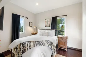 Escape to Serenity: Lookout Tower with Hot Tub, near Schweitzer and Dog-Friendly - Image 5