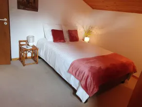 3-star rated house - sleeps 9 - peace and quiet guaranteed - 300m from golf course. - Image 4