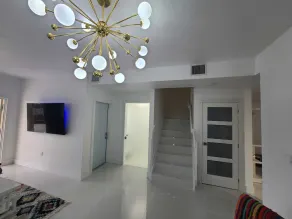 Boutique Style Home 3 Bedrooms Mini-Golf, BBQ, Hot Tub, EV-Charger Games Casino - Image 2