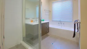 Desert Rose - Has it all and More. Marina house with all the extras. - Image 3
