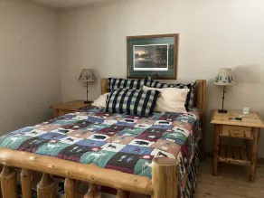 Spacious lakefront cabin, perfect for your family get-a-way - Image 5