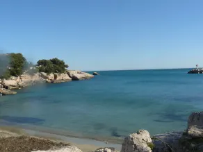 Village house - seaside. Sleeps 8. 2 bedrooms and 1 dormitory - Image 2