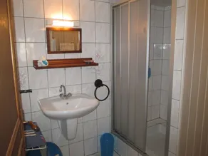 Maison cosy avec terrasse, 3 chambres, wifi, animaux acceptés, idéal pour familles en Meuse - Image 2