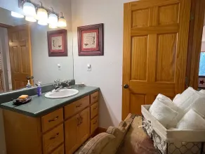 Jolly Rancher Cabin – 2BR Mountain Chalet in Murphy | Sleeps 7 - Image 5