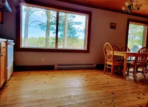 Chalet « Lakefront Muskoka Good View » au bord du lac - Image 3