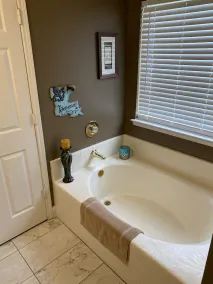 Spacious 4BR 2-Story North Houston Vacation Rental - Image 2