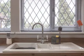 HEREFORDSHIRE – Little Oak: Charming Rural Cottage, Sleeps 2, Cozy Getaway - Image 2