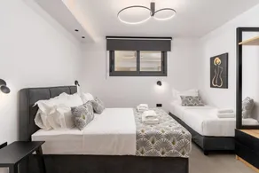 Villa Solaire - With 2 Private Pools & Sauna - Image 4