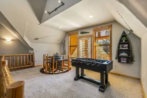 Spacious & Rustic Lodge Cabin. 4 Bedroom Kid & Pet Friendly w/ Private Hot Tub! - Image 3