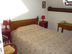 Bortset helt uafhængig på 1. sal i hus - Image 2