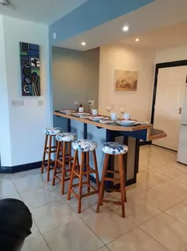 Beautiful Rural Ground Floor Flat with Waterfront View - Image 5