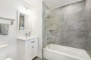 5 BR Newly Renovated. Entertainers Dream. 5 min from Beach & Town of Sag Harbor - Image 4